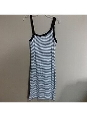 Forever 21 dress size medium